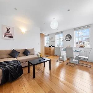 Appartement Supérieur à 2 Chambres à Coucher