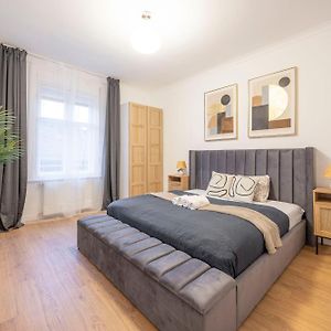 Deluxe & Cozy King St Apartment In The Heart Of Budapest
