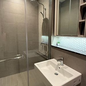 Suite à 2 Chambres à Coucher