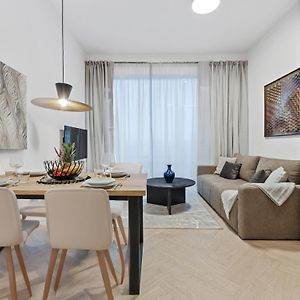 Door No 5 By Gt7 Hospitality
