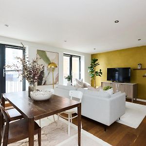 The Shoreditch Retreat - Inviting 2Bdr Apartment