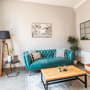 Appartement à 2 Chambres à Coucher