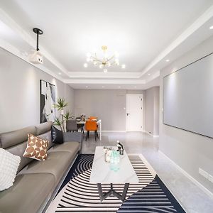 Appartement à 3 Chambres à Coucher