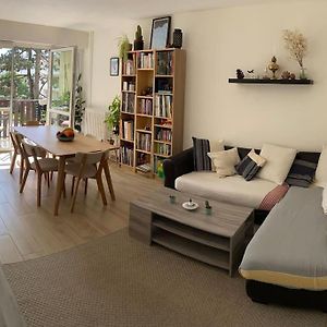 Appartement à 2 Chambres à Coucher