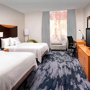 Chambre Accessible aux Personnes Malentendantes Lit Queen-Size
