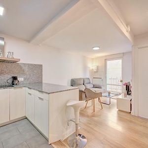 Appartement à 3 Chambres à Coucher