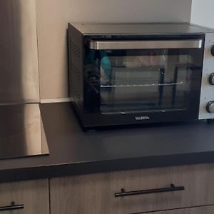 Maison Pour 2 A 4 Personnes Avec Jardin Proche De La Plage Et Des Commerces Royan
