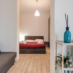 Littlehome-Centro-Self Check In