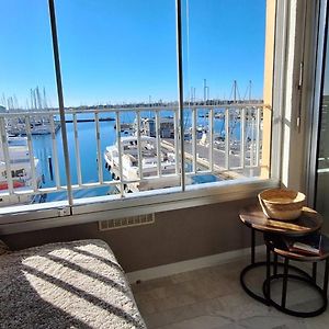 Grand Studio Vue Panoramique Sur Le Port, Parking Prive