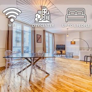 Appartement à 2 Chambres à Coucher