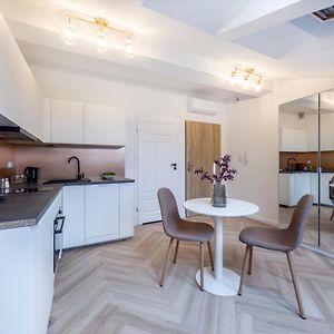 Apartament Dluga 82