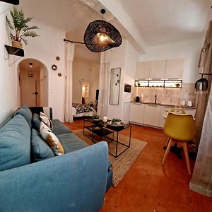 Appartement Cosy Hyper Centre Climatise - Rue Bedarrides