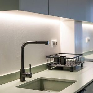 Studio Lit Queen-Size avec Accès aux Personnes Handicapées