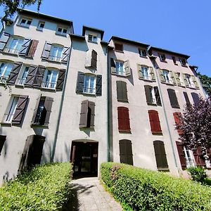 Appartement à 3 Chambres à Coucher