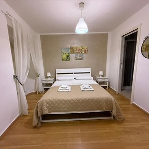 Rr Apartaments