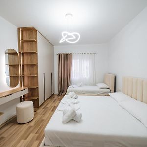Leka Apartment