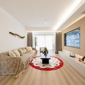 Appartement à 3 Chambres à Coucher