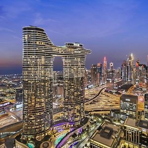 First Class 2Br With Full Dubai Skyline & Sea View