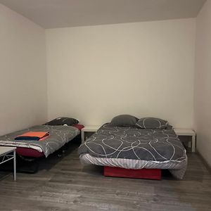 Logement Type Studio 1 Piece Proche Zenith