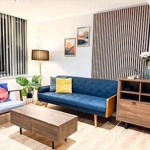Spacious Apartment City Centre 5 Guests Long Stay