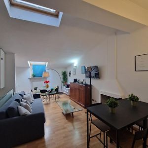 Appartement à 2 Chambres à Coucher