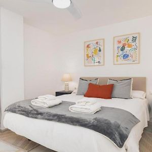 C18 Lovely Apartment In Malagueta Beach