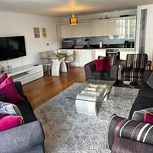 Appartement à 2 Chambres à Coucher