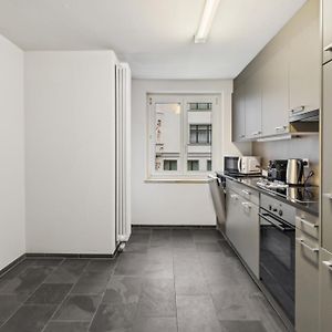Appartement à 2 Chambres à Coucher