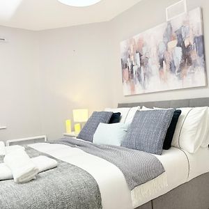 Appartement à 2 Chambres à Coucher