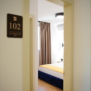 Chambre Lit Queen-Size