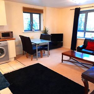 Appartement Luxe à 2 Chambres à Coucher