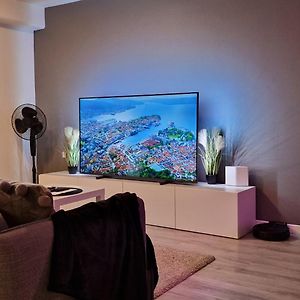 Modern And Central Apartment, 6 Mins To Oslo City