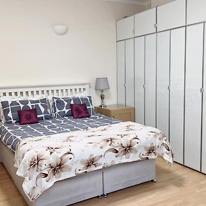 Central London Apartment For Family Upto 5