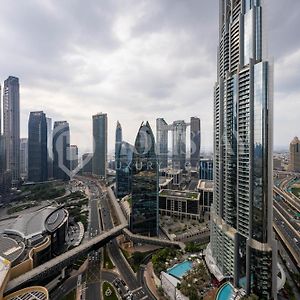 Holistay Luxury Homes - Burj Khalifa View - Direct Access Dubai Mall