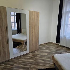Chambre Lit Queen-Size