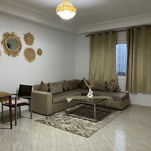 Appartement à 3 Chambres à Coucher
