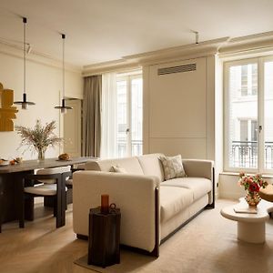 Appartement à 2 Chambres à Coucher