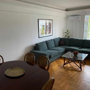 Appartement à 3 Chambres à Coucher
