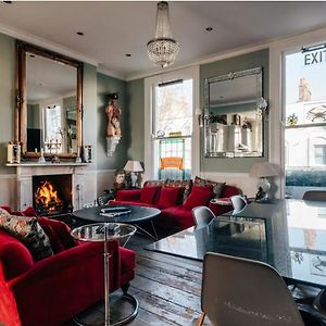 Ultrachic Georgian Townhouse In Central London