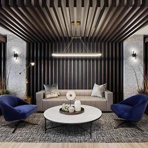 Springhill Suites By Marriott Chicago Chinatown