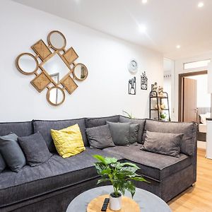 Appartement à 3 Chambres à Coucher