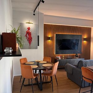Appartement à 2 Chambres à Coucher