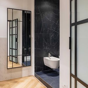 Appartement de Luxe à 1 Chambre à Coucher