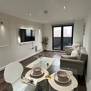 Appartement à 2 Chambres à Coucher