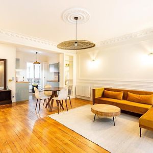 Stay In The Heart Of Le Marais!