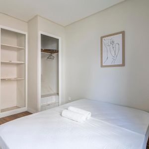 Appartement à 2 Chambres à Coucher