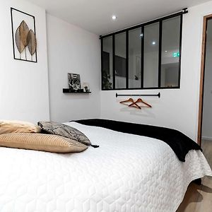 Appartement à 3 Chambres à Coucher