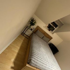 Appartement à 2 Chambres à Coucher