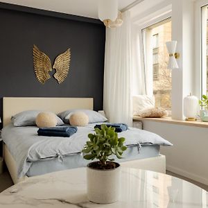 Romantic Studio Hoza Downtown