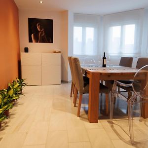 Appartement de Luxe à 2 Chambres à Coucher